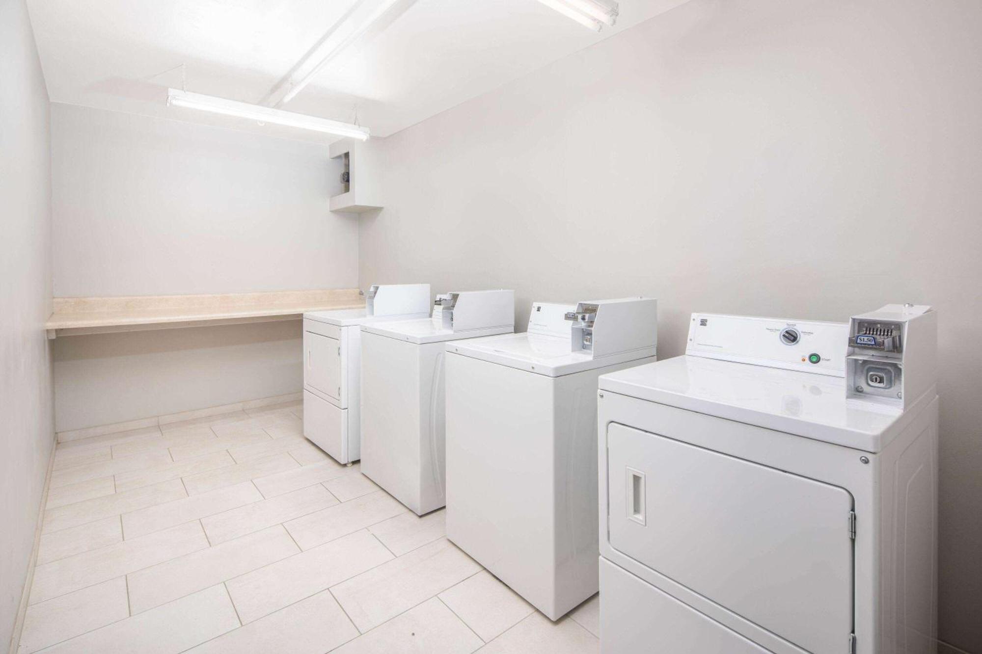 La Quinta By Wyndham Atlanta Airport North 3*