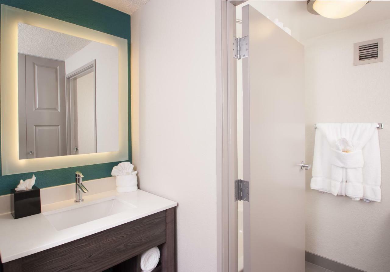 La Quinta By Wyndham Atlanta Airport North Hotel College Park