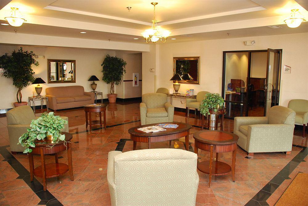 La Quinta By Wyndham Atlanta Airport North