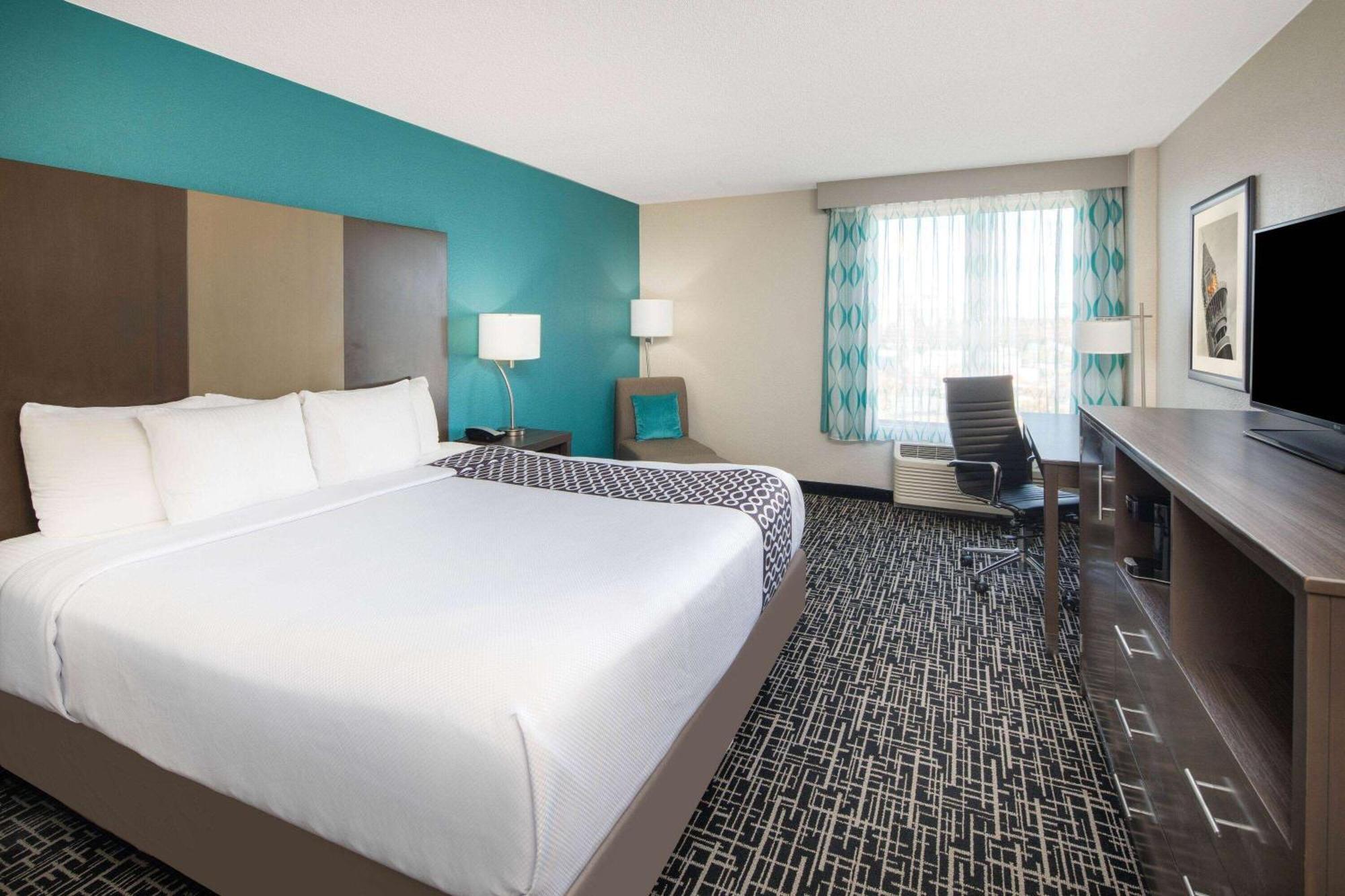 Hotel La Quinta By Wyndham Atlanta Airport North