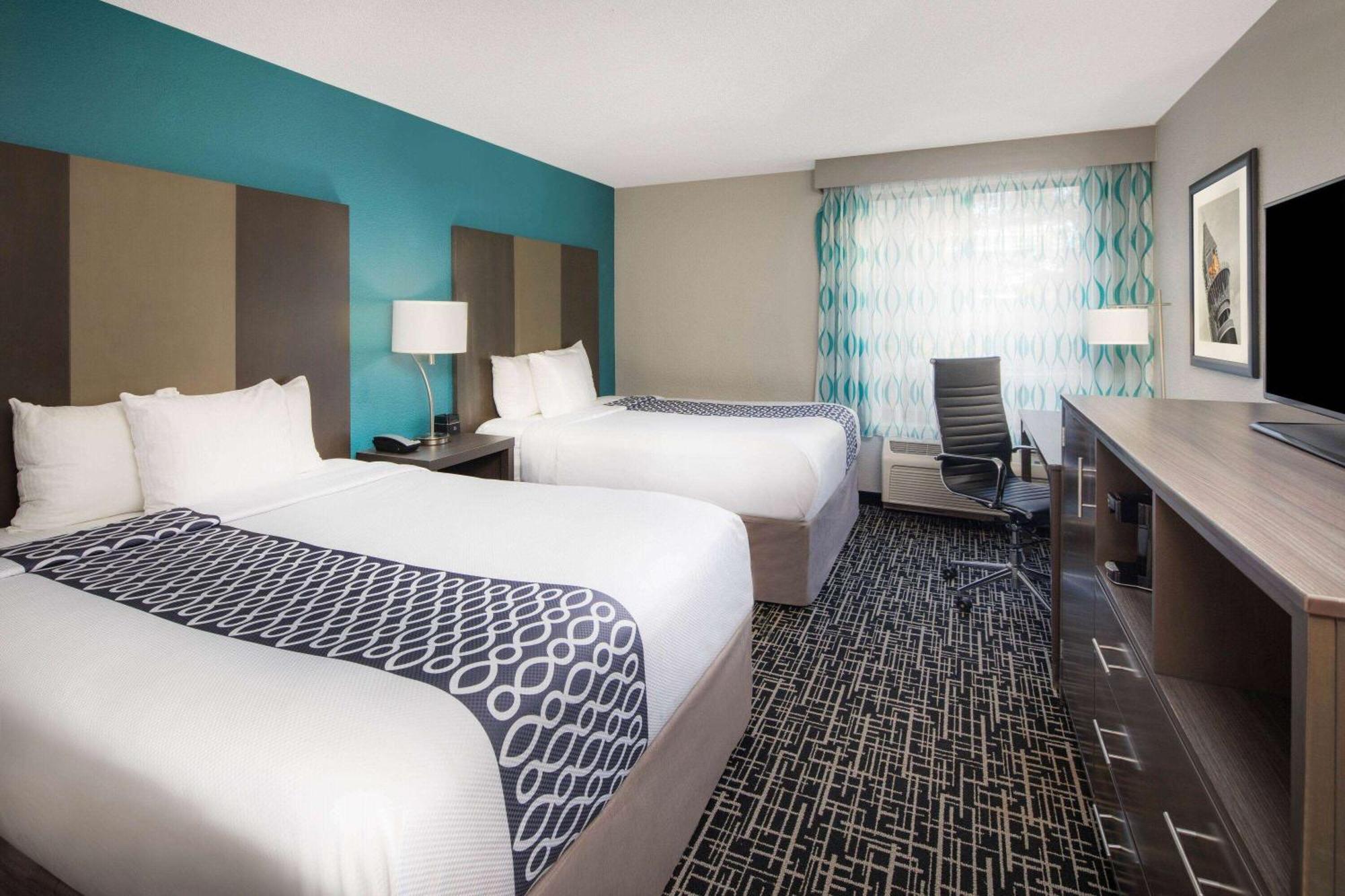 La Quinta By Wyndham Atlanta Airport North 3*