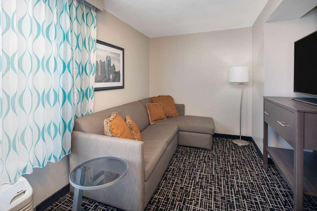 La Quinta By Wyndham Atlanta Airport North Hotel 3*