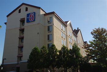La Quinta By Wyndham Atlanta Airport North