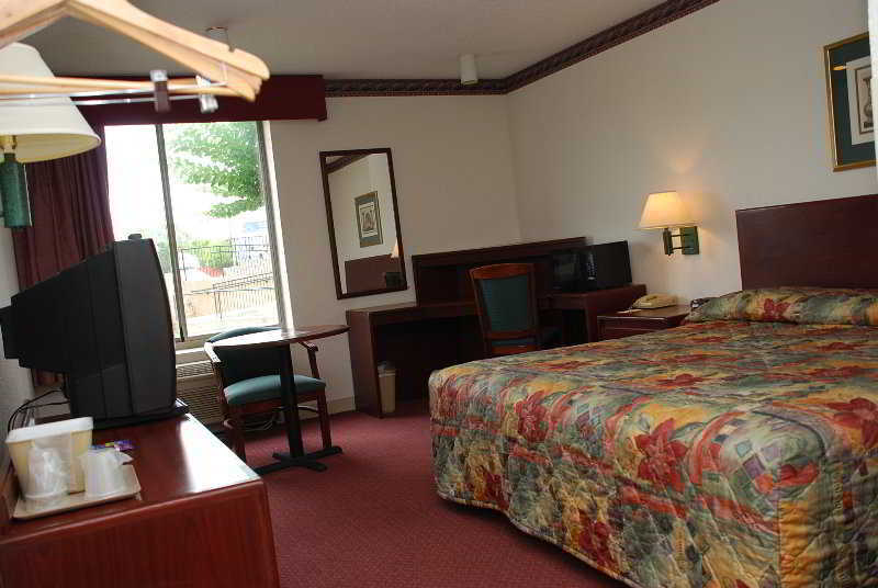 La Quinta By Wyndham Atlanta Airport North Hotel 3*
