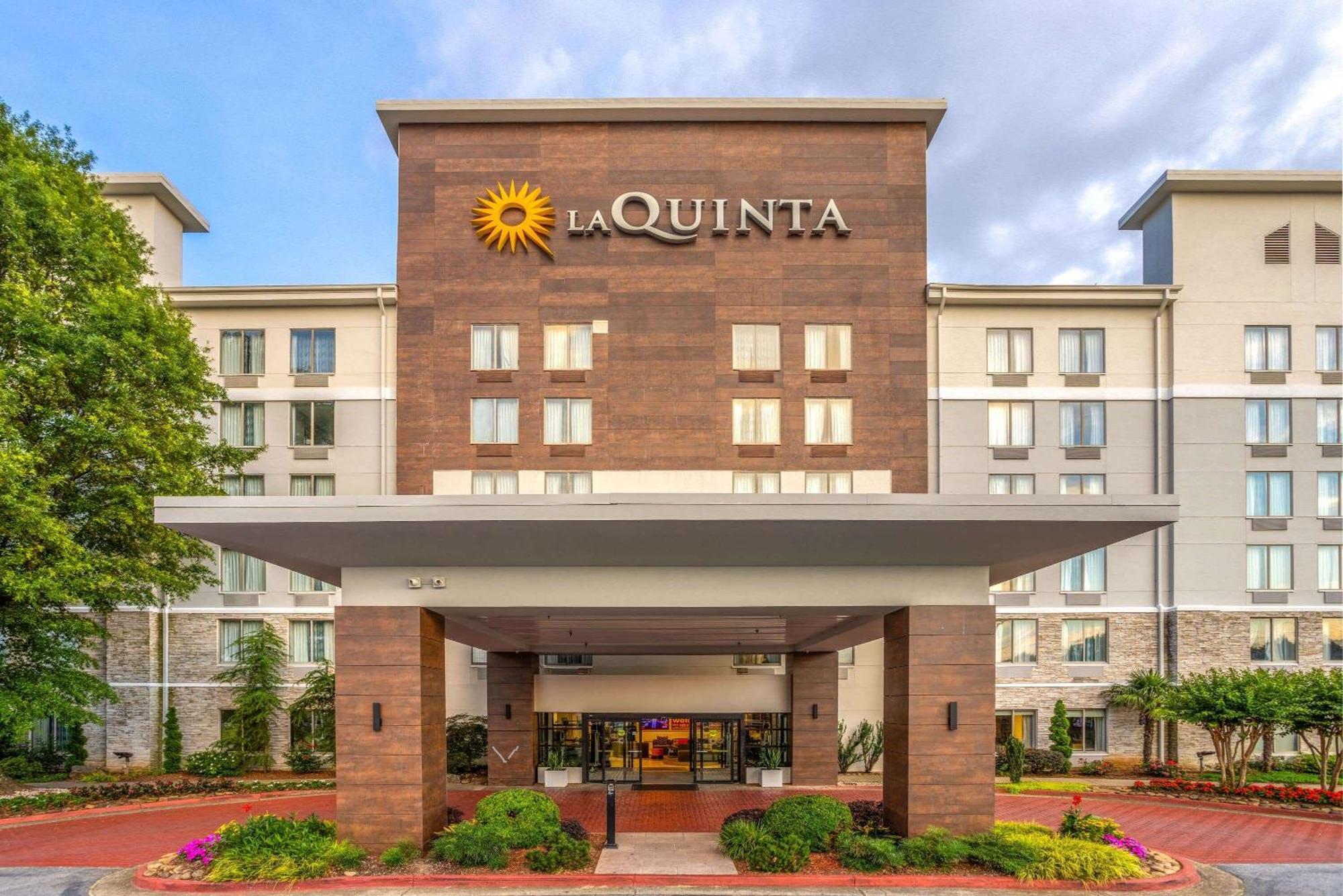 La Quinta By Wyndham Atlanta Airport North College Park